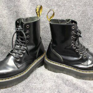 Dr Martens men size 7 women 8 black leather Jadon boots EU Size 39 EUC